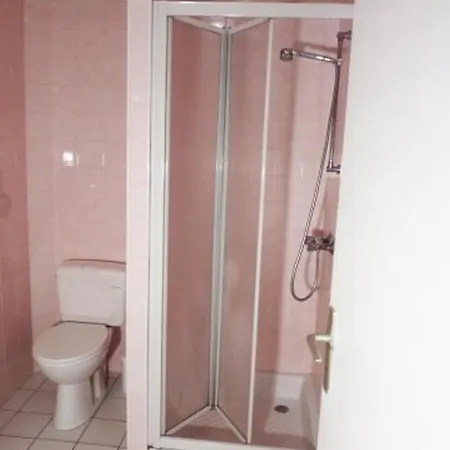 Otel Restaurant Du Pont-vieux 2*